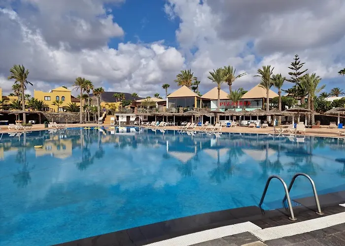 Casa Mari Y Jose Con Grandes Piscinas Y Wifi Gratis