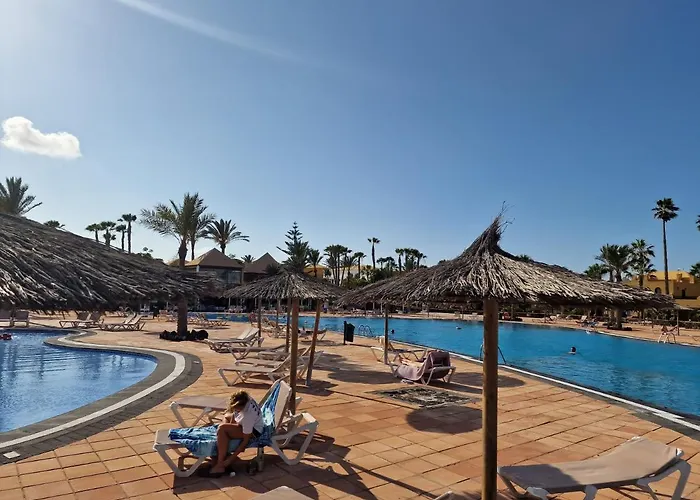 Casa Mari Y Jose Con Grandes Piscinas Y Wifi Gratis Apartman