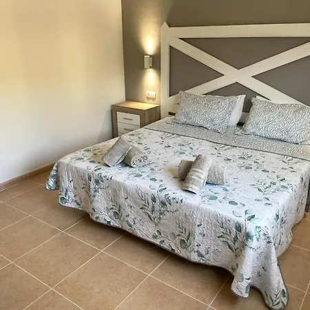 Casa Mari Y José Con Grandes Piscinas Y Wifi Gratis Appartamento *